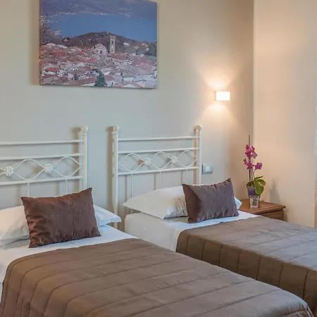 Holiday home 2 Bedroom Stunning In San Giovanni a Piro